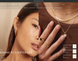 Astrid & Miyu review, a site that is one of many popular Female Jewellery Stores