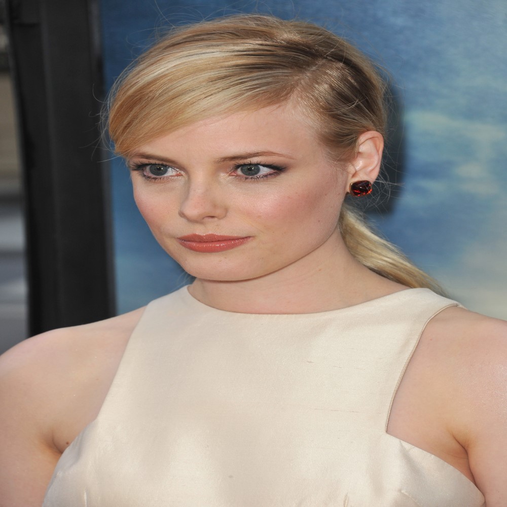 Gillian Jacobs a top celebrity read their bio and more
